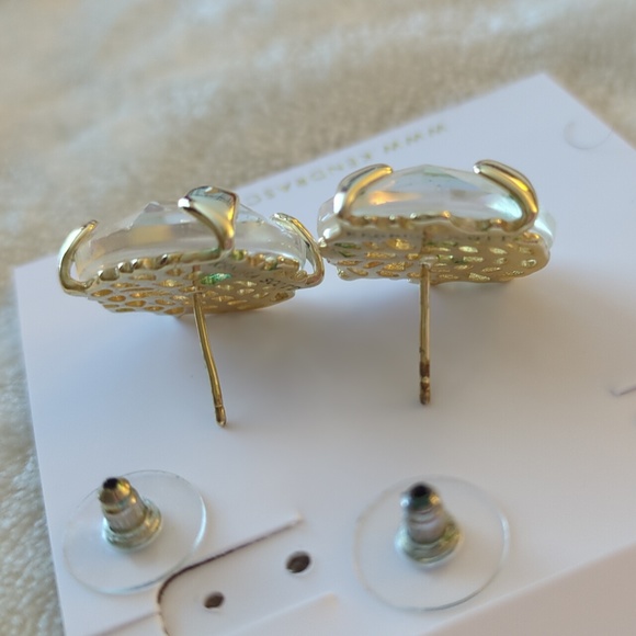Kendra Scott Hillary Gold Studs in Iridescent Clear Statement Vintage HTF - Picture 14 of 17